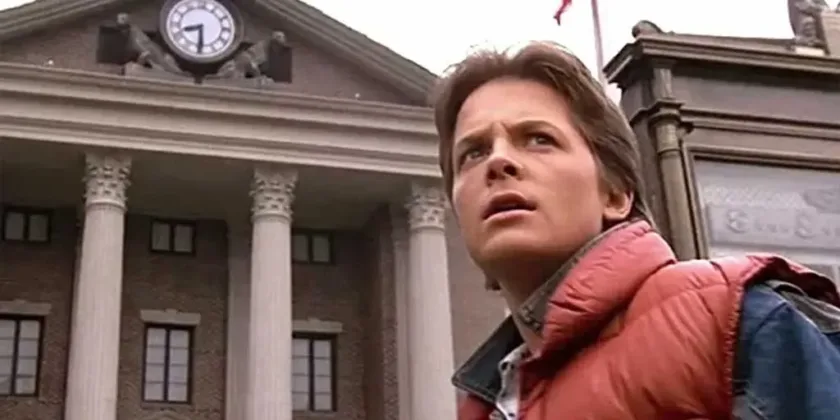 Vem spelar rollen som Marty McFly i filmen 