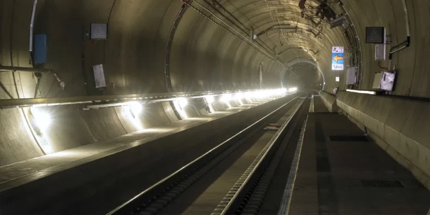 järnvägstunnel